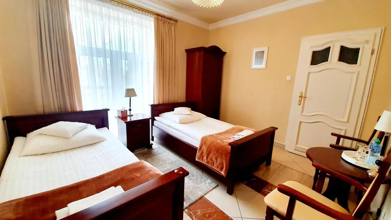 Bthouse, Pokoje Goscinne Warsaw Bed & Breakfast