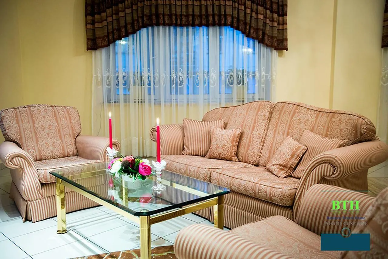 Bthouse, Pokoje Goscinne Варшава